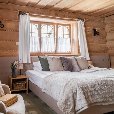 ゲストハウス Javorina ザコパネ